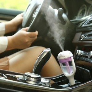 Difusor ultrasónico del aroma de los humectadores del aire del coche del humectador 50ml del coche CZ001 para los cigarros